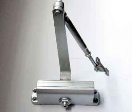 防火門需要幾個閉門器?  防火門需要幾個閉門器?